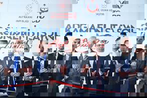 135 BİN YOLCU KAPASİTELİ AKDAĞMADENİ YHT İSTASYONU AÇILDI