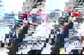 TURİSTİK DİYARBAKIR EKSPRESİ İLK SEFERİNE UĞURLANDI