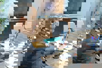 21 YIL ÖNCE YAZILAN MEKTUBA BAKANDAN GÖRÜNTÜLÜ CEVAP