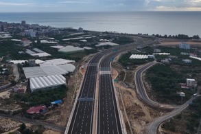 ÇEŞMELİ-KIZKALESİ OTOYOLU PAZARTESİ GÜNÜ TRAFİĞE AÇILIYOR