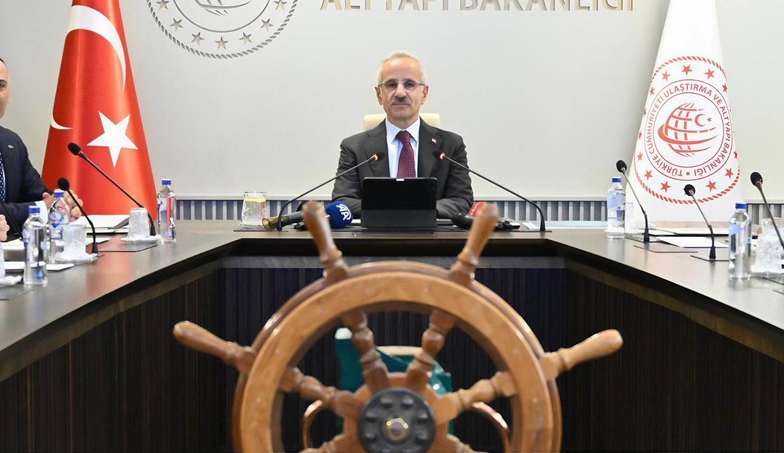 TÜRK BAYRAKLI GEMİLERDE GÜVENLİK SEVİYESİ EN ÜST DÜZEYE ÇIKARILDI