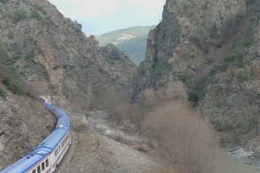 TURİSTİK KARAELMAS TRENİ SONBAHAR SEFERLERİNE BAŞLIYOR