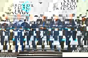 SANTİAGO VE SYDNEY SEFERLERİYLE UÇUŞ AĞI 349 NOKTAYA ÇIKIYOR