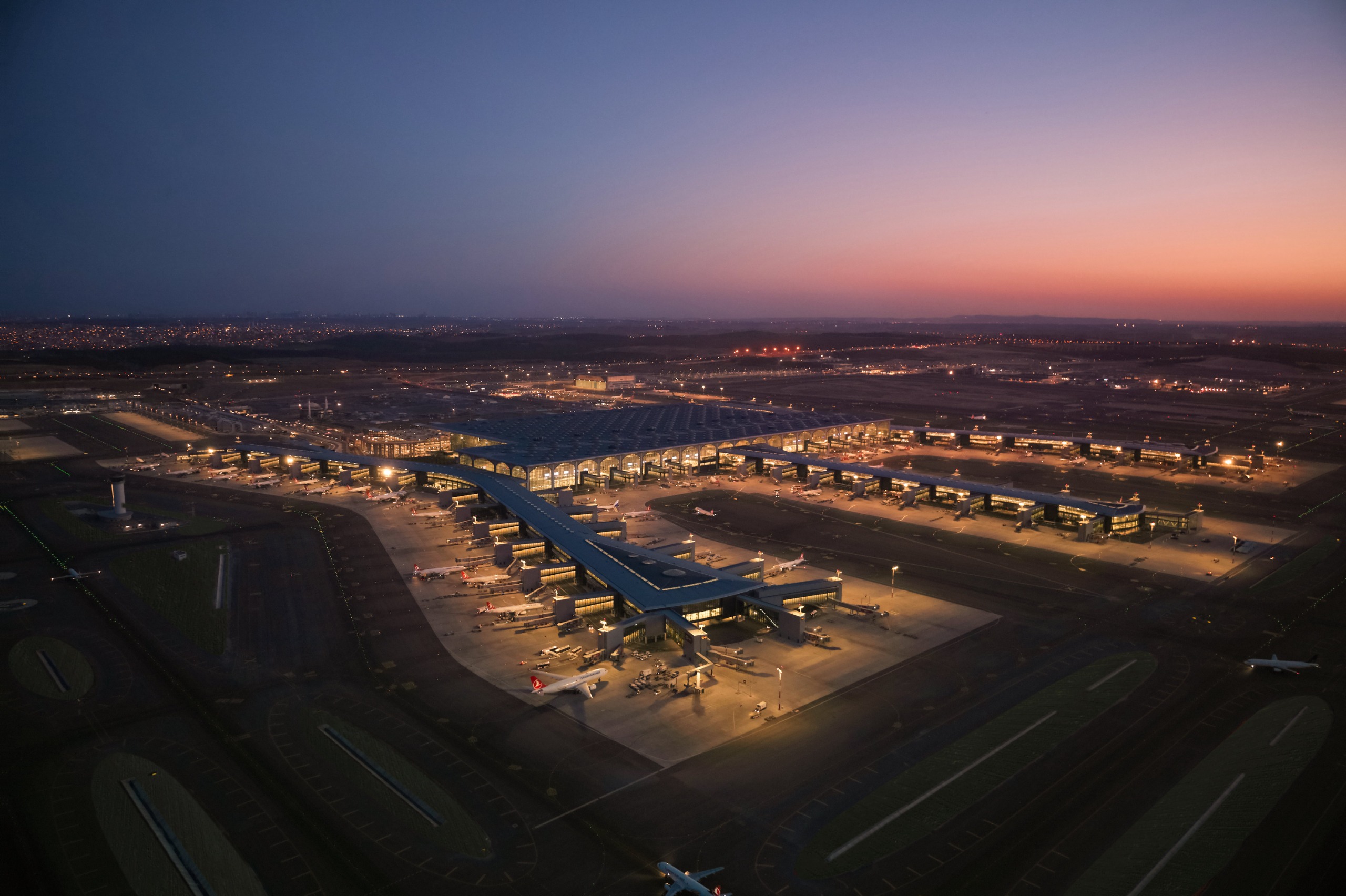 TÜM ZAMANLARIN TRANSİT UÇUŞ REKORU KIRILDI