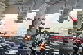 YARIM SAATLİK YOL 8 DAKİKAYA DÜŞTÜ