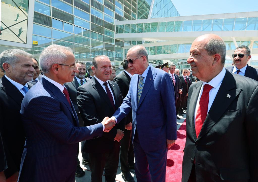 YENİ ERCAN HAVALİMANI HİZMETE AÇILDI