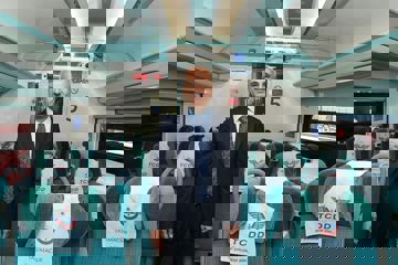 9 GÜNLÜK ARA TATİLDE VATANDAŞ, YÜKSEK HIZLI TRENLERİ TERCİH ETTİ