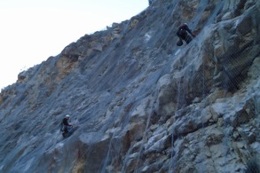 SARP YAMAÇLARA ÇELİK ZIRH