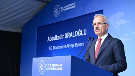 İSTANBUL HAVALİMANI’NIN İLK DOĞU-BATI PİSTİ YARIN AÇILIYOR
