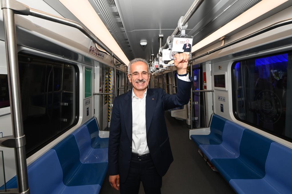 İSTANBULLUNUN ULAŞIM TERCİHİ MARMARAY…