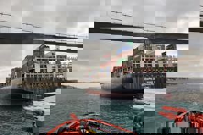 ŞUBAT 2022’DEN BERİ ODESSA LİMANINDA BULUNAN ‘JOSEPH SCHULTE’ İSİMLİ YÜK GEMİSİ İSTANBUL BOĞAZINA ULAŞTI