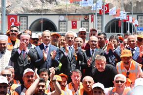 HAKKÂRİ’YE TERÖRSÜZ TÜRKİYE YATIRIMLARI