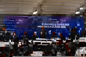 BAKAN URALOĞLU, BALIKÇILARLA SAHURDA BİR ARAYA GELDİ