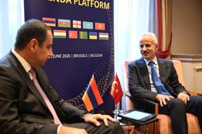 BAKAN URALOĞLU, ERMENİ MEVKİDAŞI İLE GÖRÜŞTÜ