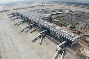 ANTALYA HAVALİMANI YENİ TERMİNAL BİNALARI BİR YILDIR HİZMETTE