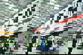 İSTANBUL HAVALİMANI METROSU SÜRÜCÜSÜZ YERLİ TREN SETİ RAYLARA ÇIKMAYA HAZIR