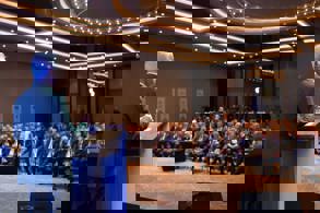 KIYI EMNİYETİ 25 DENİZCİYİ YANAN GEMİDEN KURTARDI