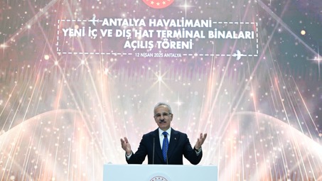 ANTALYA HAVALİMANI YENİ TERMİNAL BİNALARI BİR YILDIR HİZMETTE