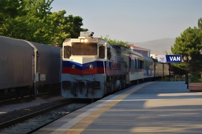 TAHRAN-VAN TREN BİLETLERİ SATIŞA ÇIKIYOR
