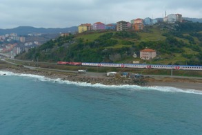 TURİSTİK KARAELMAS TRENİ SONBAHAR SEFERLERİNE BAŞLIYOR