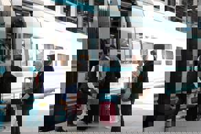 EMEKLİLERİN DE TERCİHİ YHT