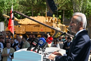 SAVAŞ TANKLARIMIZI TAŞIYACAK VAGONLAR HAZIR.