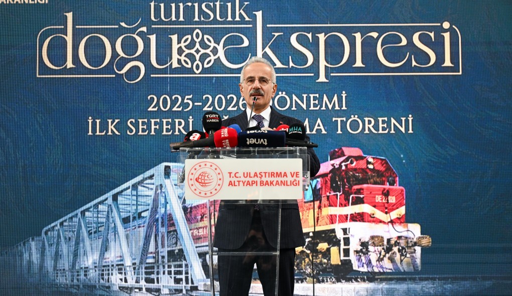 TURİSTİK DOĞU EKSPRESİ YENİ SEZONA BAŞLADI