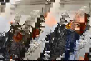 BAKAN URALOĞLU, ANKARA UÇAĞINA METROYLA ULAŞTI