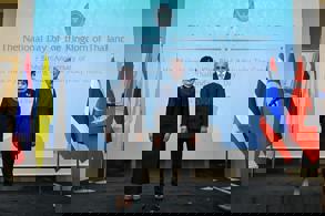 BAKAN URALOĞLU, TAYLAND KRALLIĞI MİLLİ GÜNÜ RESEPSİYONU’NA KATILDI