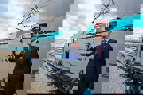 YENİ NESİL DEMİRYOLU ARAÇLARI HİZMETE HAZIR