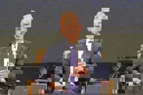 BAKAN URALOĞLU MISIR’DA TÜRKİYE’NİN ULAŞTIRMA VİZYONUNU ANLATTI