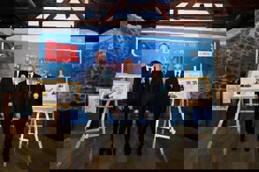 İSRAİL’İN ZULMÜ PULLARLA UNUTULMAYACAK