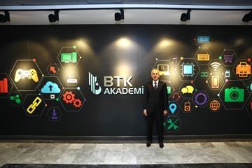 GENÇLERE YAPAY ZEKA EĞİTİMİ