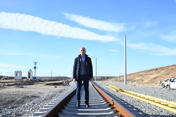 BAKAN URALOĞLU ‘HALKALI-KAPIKULE HIZLI TREN PROJESİ’ İÇİN TARİH VERDİ: ‘ÇERKEZKÖY-KAPIKULE’ ARASI 2025 SONUNDA BİTECEK