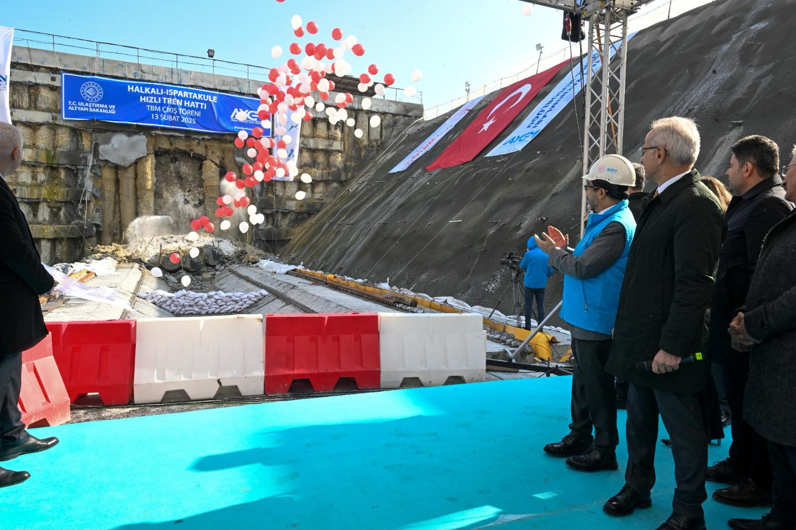 İSTANBUL’DA YAŞAYAN 3,1 MİLYON KİŞİ DAHA RAYLI SİSTEM AĞINA ULAŞACAK