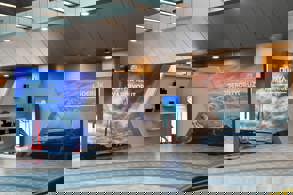 CUMHURBAŞKANI ERDOĞAN VE BAKAN URALOĞLU’NDAN 30 BİN KİLOMETRE BÖLÜNMÜŞ YOL ÖZEL SERGİSİNE ZİYARET