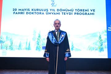 KTÜ'DEN BAKAN URALOĞLU'NA FAHRİ DOKTORA ÜNVANI