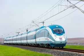 TÜRKİYE HIZLI TRENİ SEVDİ