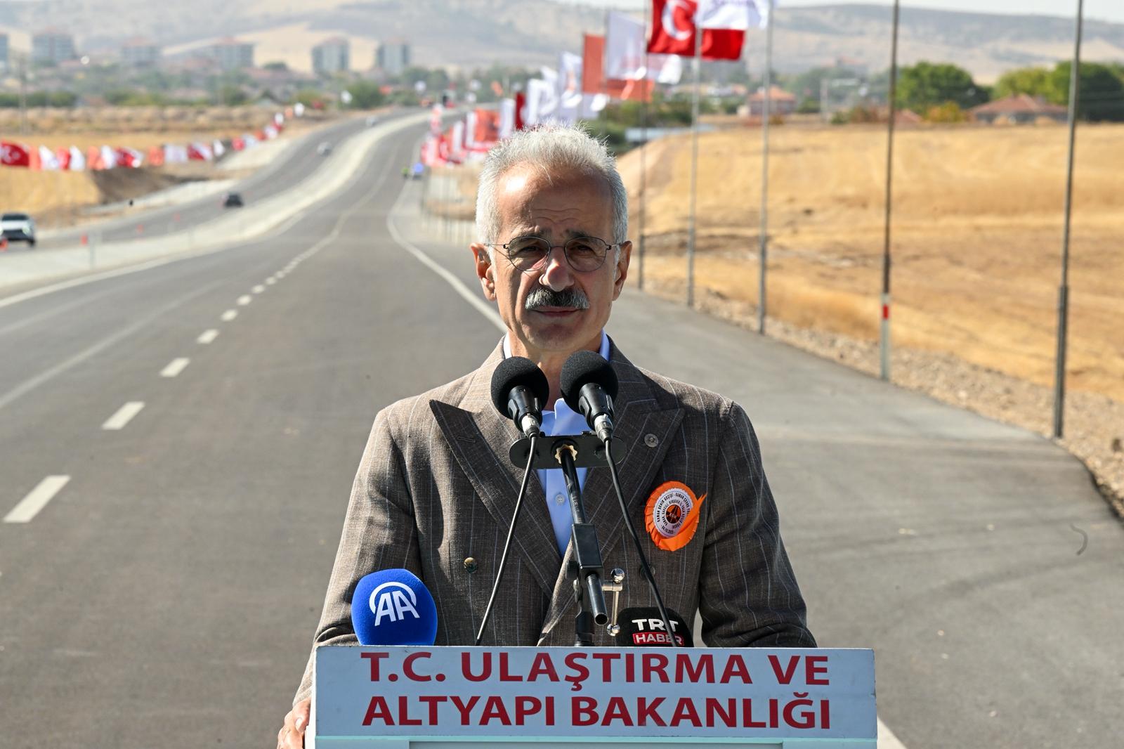 YEŞİL KAMAN’IN ULAŞIM AĞI GÜÇLENİYOR