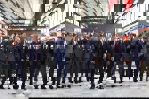 TURİSTİK TATVAN TRENİ YOLA ÇIKTI