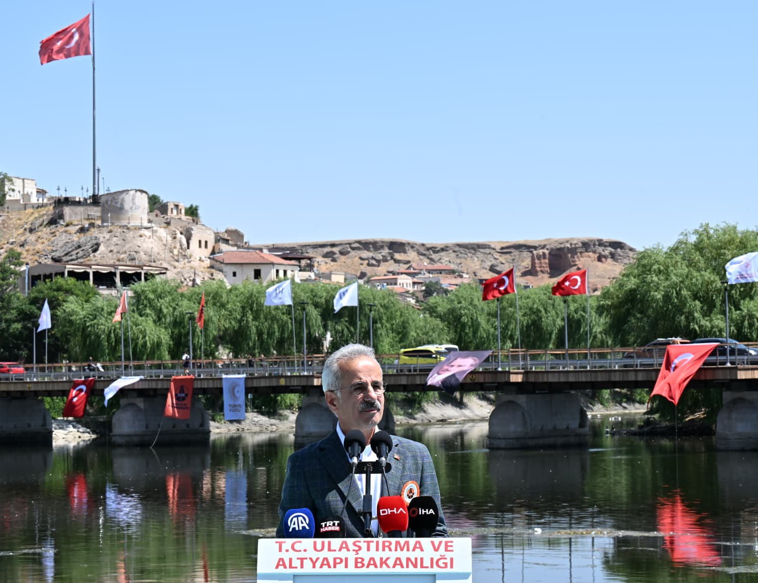 TARİHİ AVANOS KÖPRÜSÜ RESTORE EDİLEREK HİZMETE AÇILDI