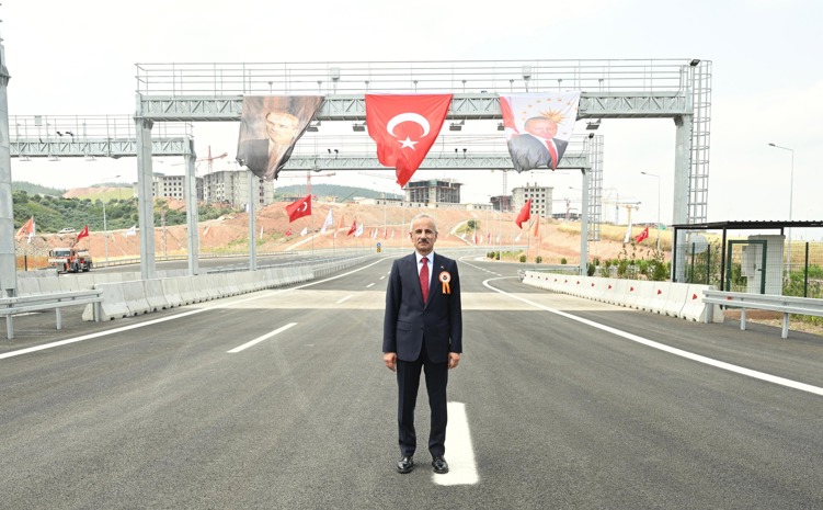 AKINCI GİŞELERİ TARİH OLUYOR