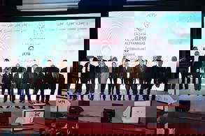 BAKAN URALOĞLU, TRABZON’DA DÜZENLENEN ‘U-FEST’ ETKİNLİKLERİNE KATILDI