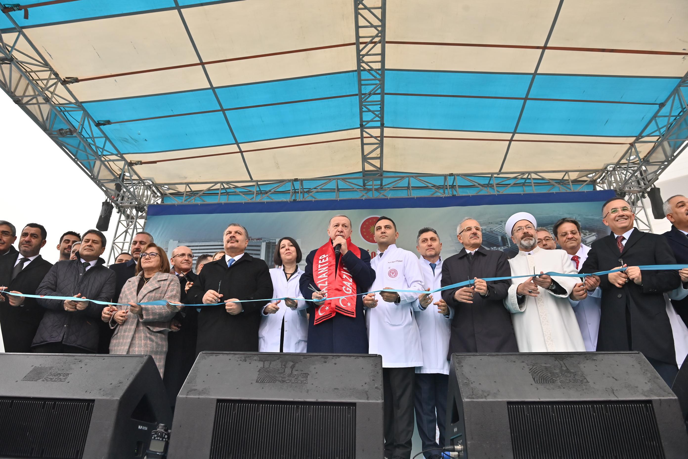 GAZİANTEP ŞEHİR HASTANESİ’NE HIZLI VE GÜVENLİ ULAŞIM AĞI