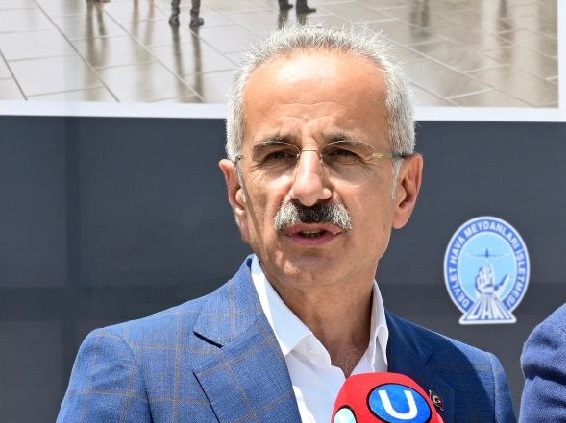 BAKAN URALOĞLU’NDAN TRABZONSPOR’A MÜJDE!!!