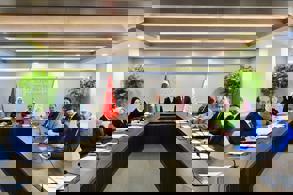 BAKAN URALOĞLU, AİLE VE SOSYAL HİZMETLER BAKANI GÖKTAŞ İLE BİR ARAYA GELDİ