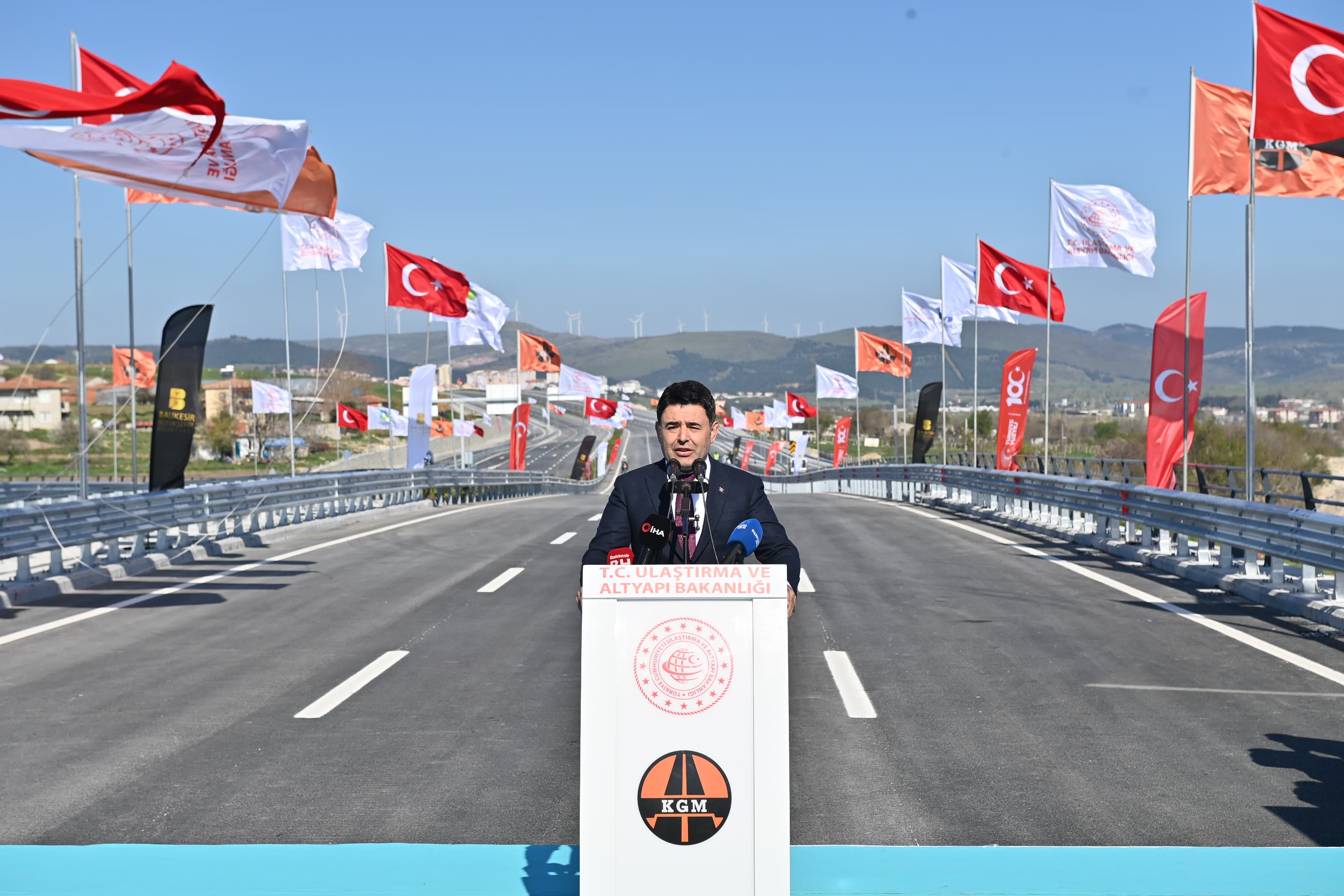 BALIKESİR KUZEYBATI ÇEVRE YOLU HİZMETE AÇILDI
