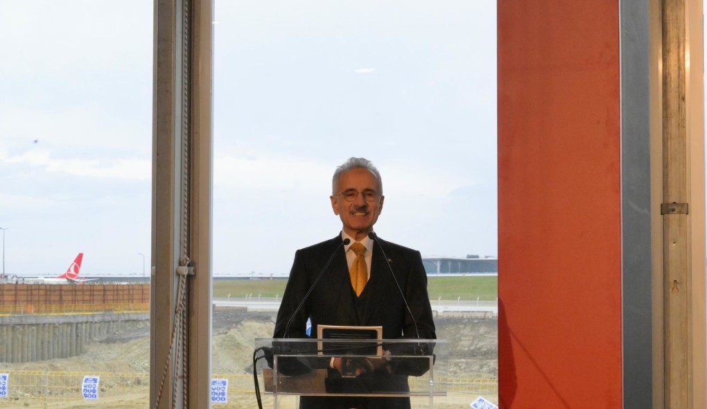 THY’NİN 100 MİLYAR LİRALIK DEV HAVACILIK YATIRIMLARININ TEMELİ ATILDI