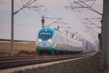 ANKARA-SİVAS YHT HATTI 3 YAŞINDA! 