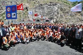 HAKKÂRİ’YE TERÖRSÜZ TÜRKİYE YATIRIMLARI